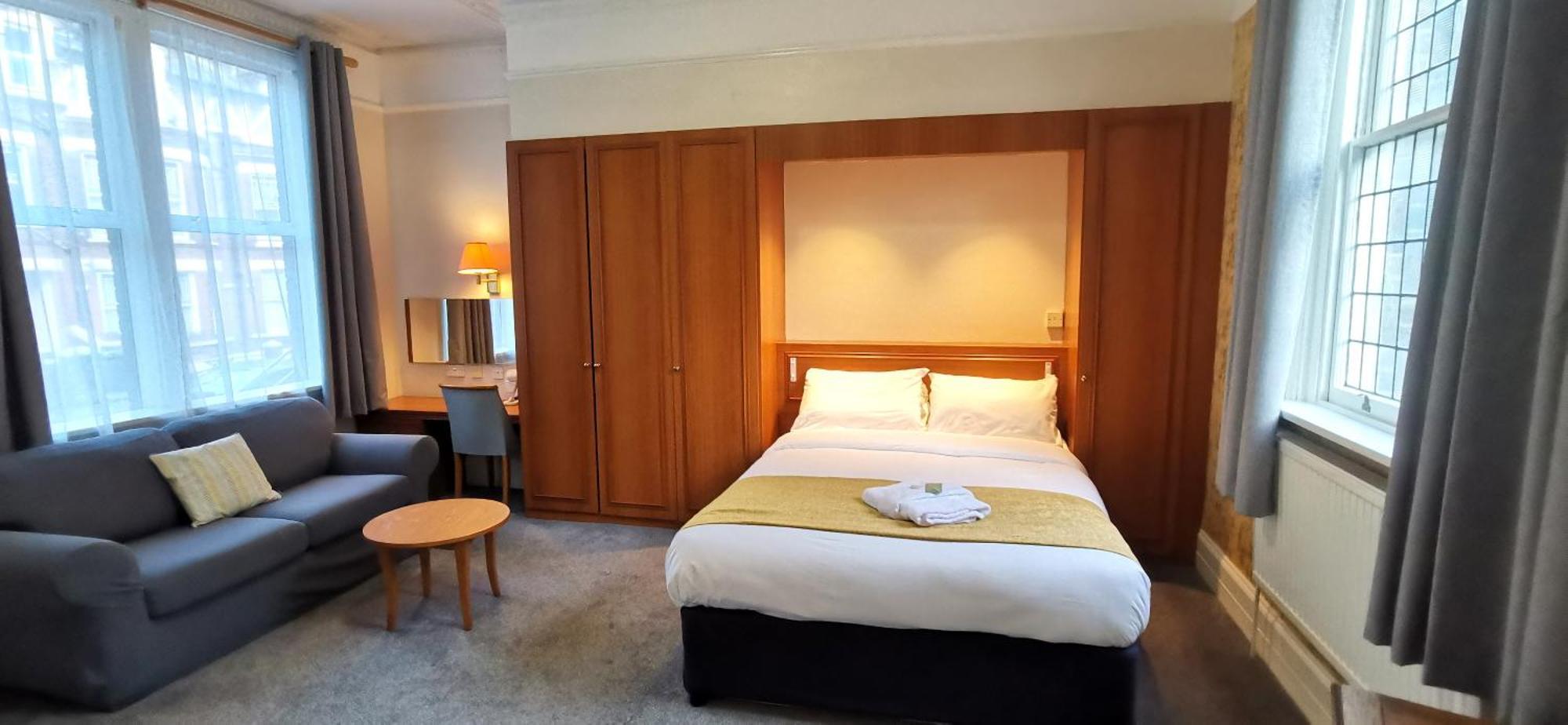 Russell Hotel Ройал-Танбридж-Уэльс Экстерьер фото
