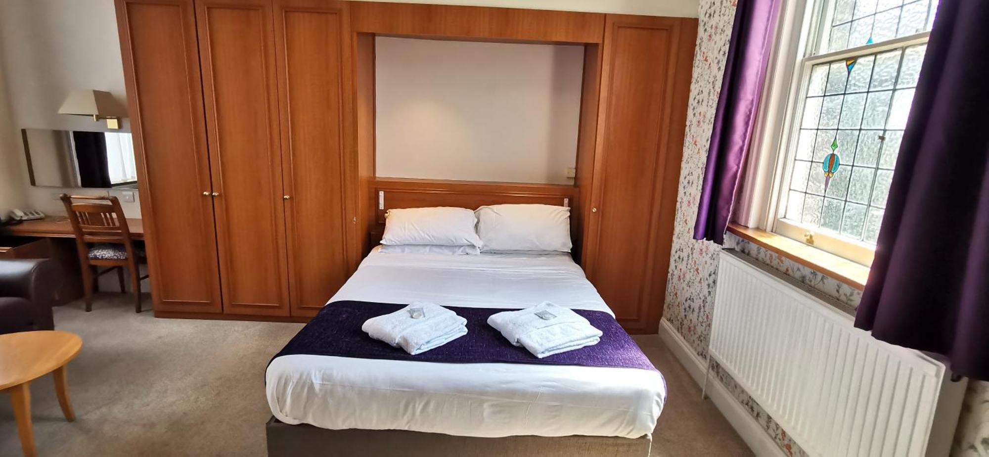 Russell Hotel Ройал-Танбридж-Уэльс Экстерьер фото