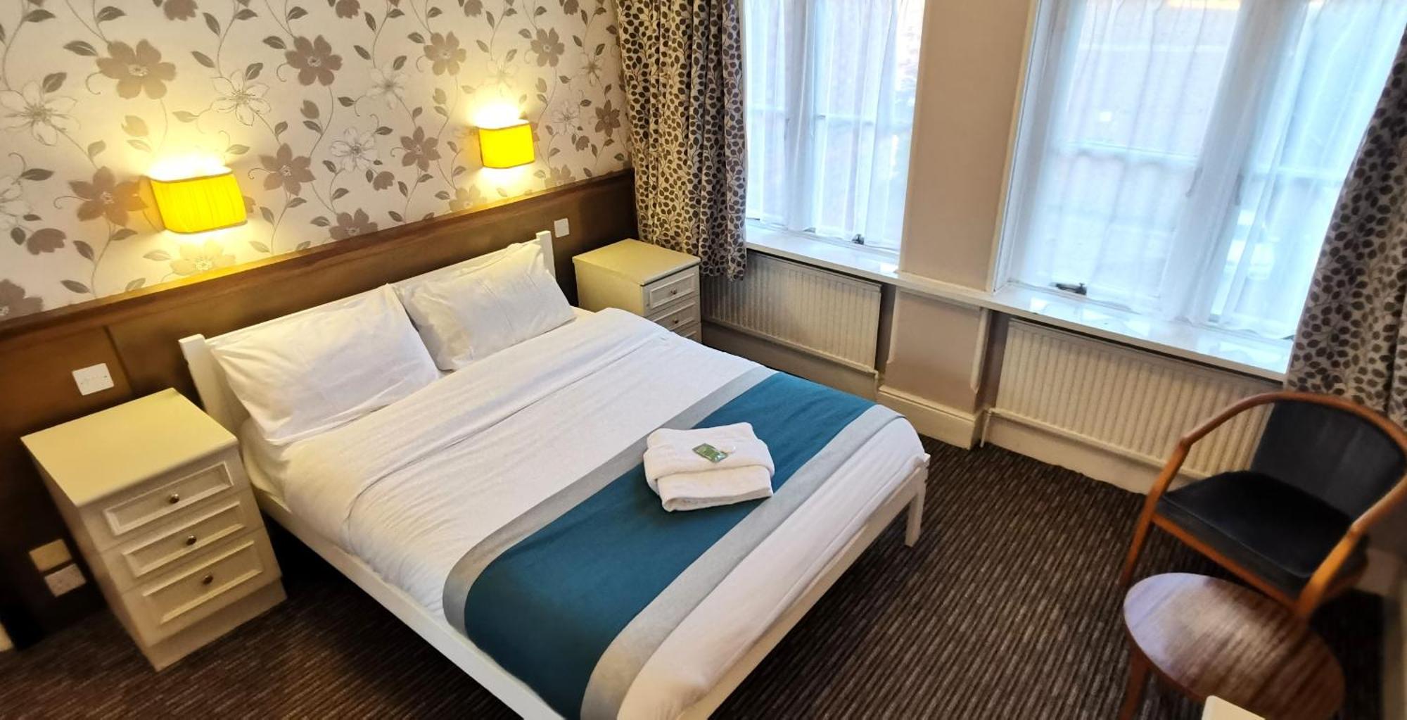 Russell Hotel Ройал-Танбридж-Уэльс Экстерьер фото