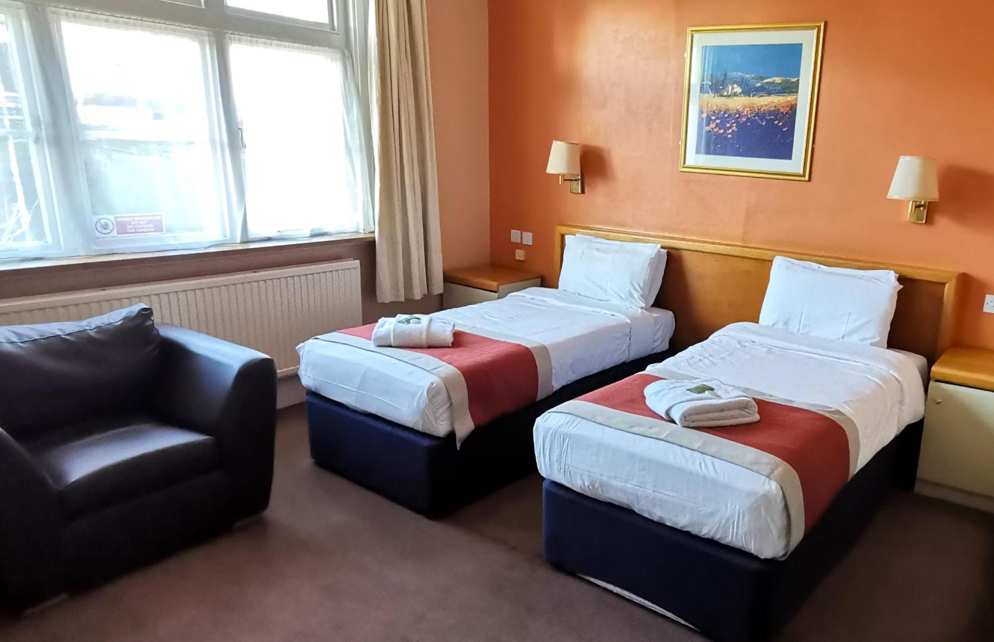 Russell Hotel Ройал-Танбридж-Уэльс Экстерьер фото