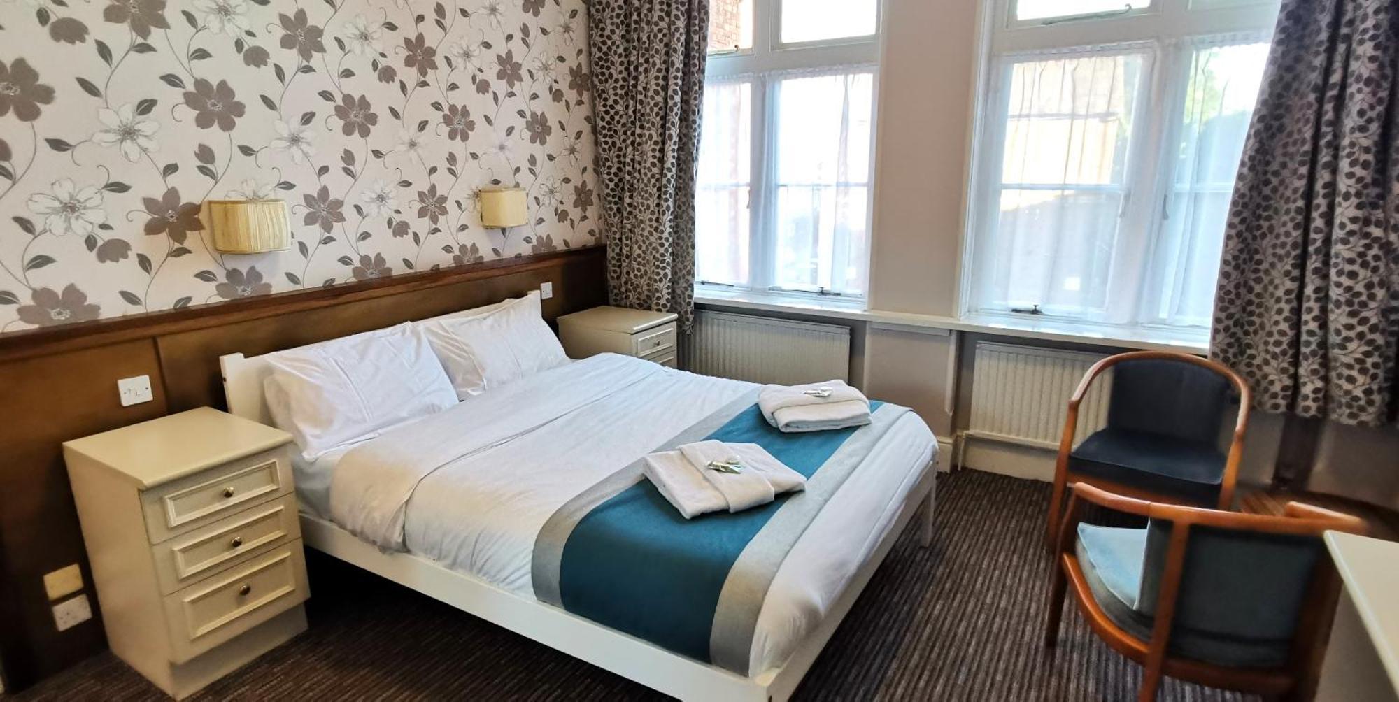 Russell Hotel Ройал-Танбридж-Уэльс Экстерьер фото